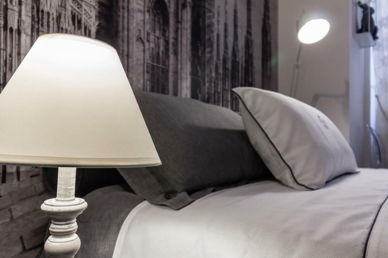 Suite Brera Madonnina Milan Bagian luar foto